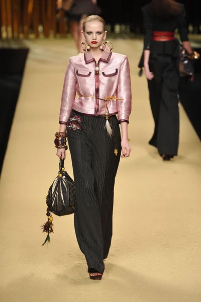 Look 38